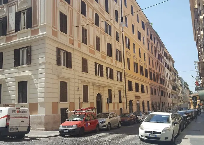 Konukevi Finestra Su Monti 4*