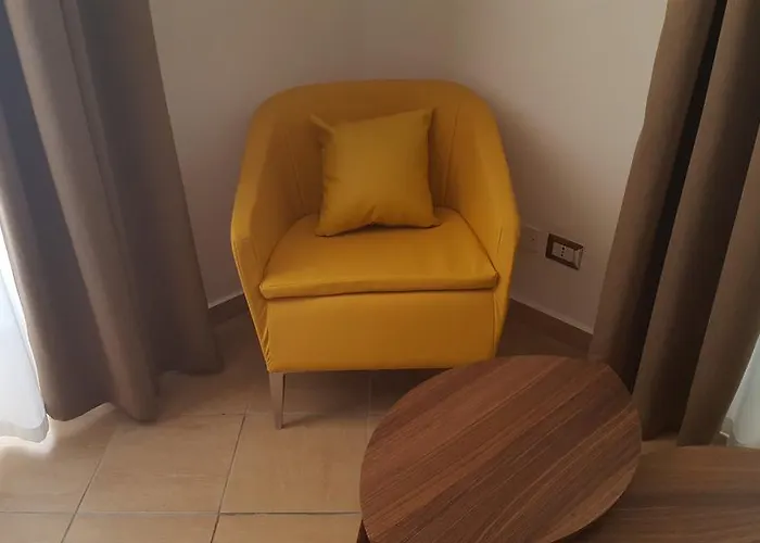 Konukevi Finestra Su Monti 4*